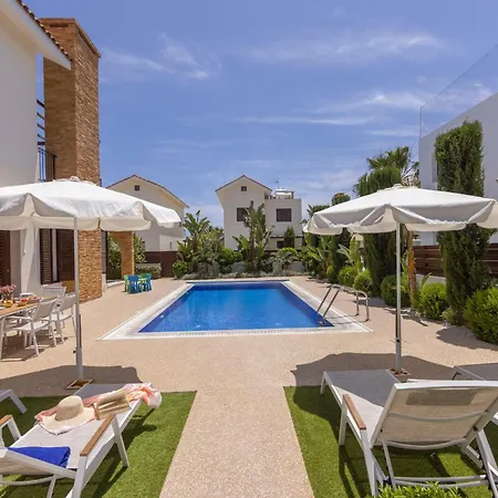 Luxury Seaside Ionion H15