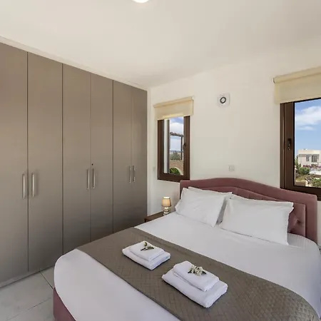 Luxury Seaside Ionion H15