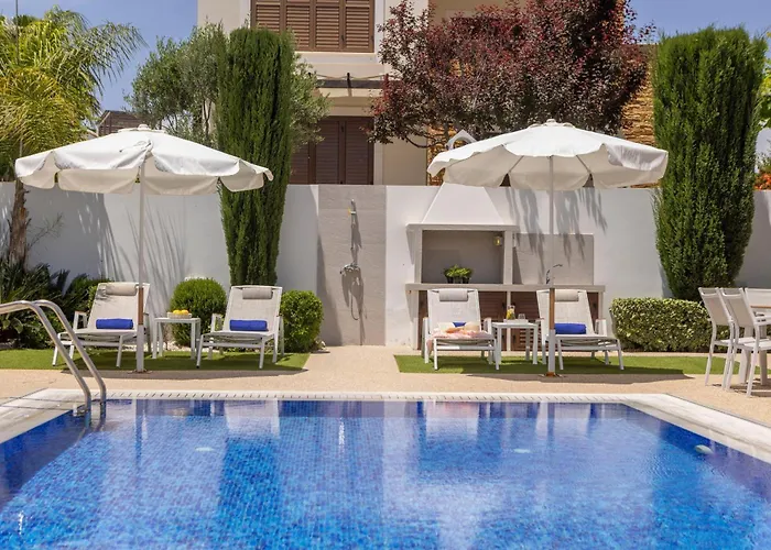 Luxury Seaside Ionion H15