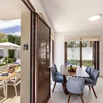 Villa Luxury Seaside Ionion H15