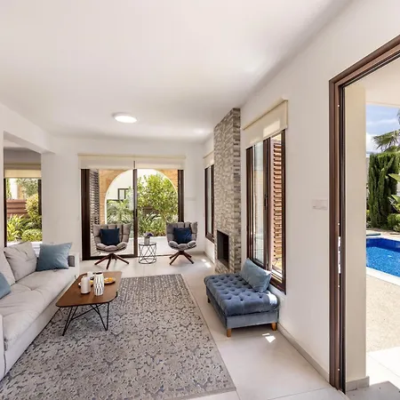 Luxury Seaside Ionion H15 *