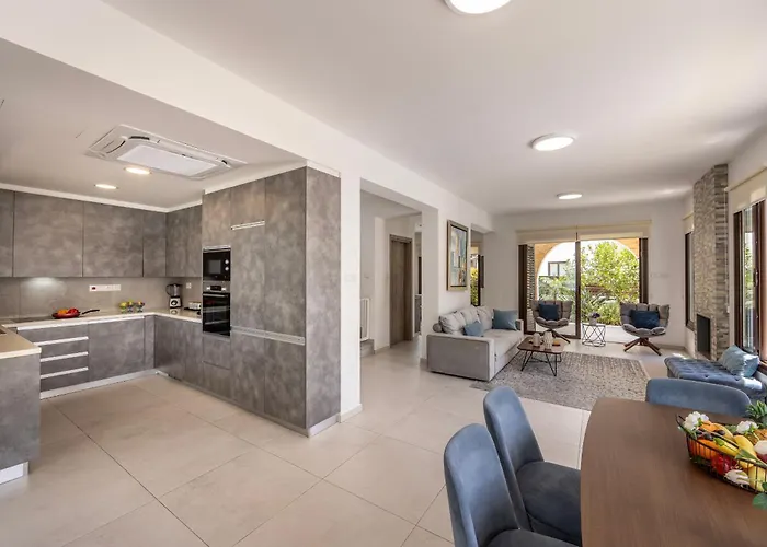 Luxury Seaside Ionion H15 Villa